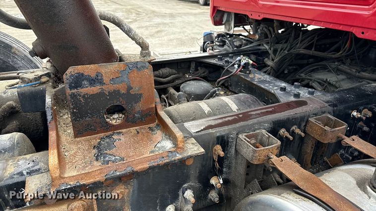 image for item ND9457 2015 Mack GU713 dump truck