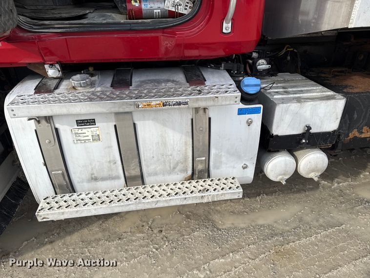 image for item ND9457 2015 Mack GU713 dump truck