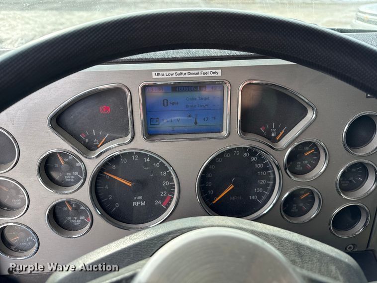 image for item ND9457 2015 Mack GU713 dump truck