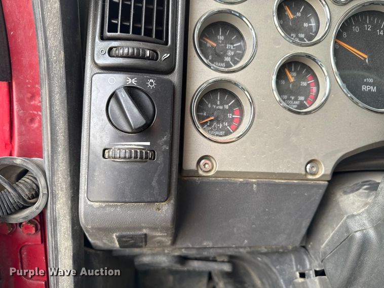 image for item ND9457 2015 Mack GU713 dump truck