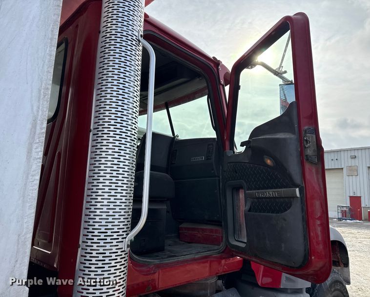 image for item ND9457 2015 Mack GU713 dump truck