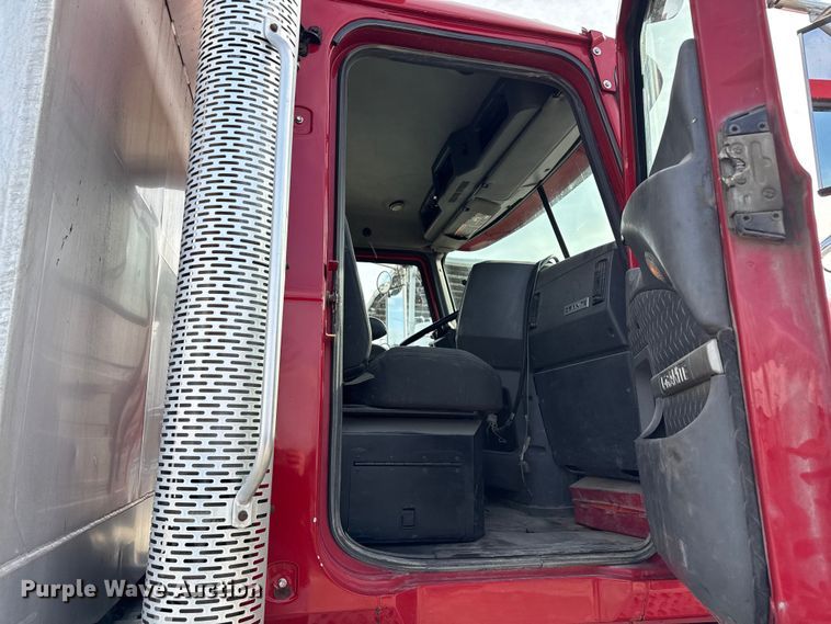 image for item ND9457 2015 Mack GU713 dump truck