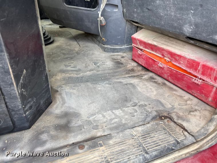 image for item ND9457 2015 Mack GU713 dump truck