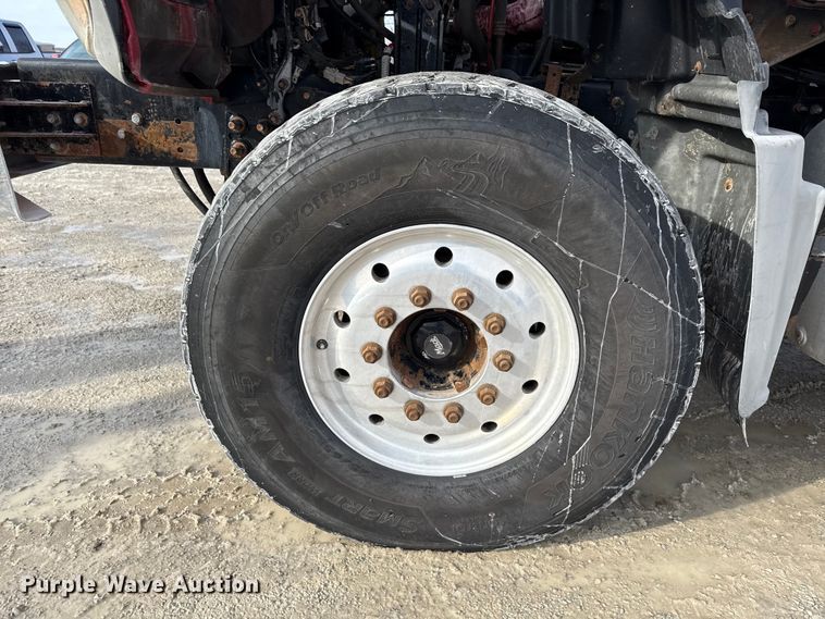 image for item ND9457 2015 Mack GU713 dump truck