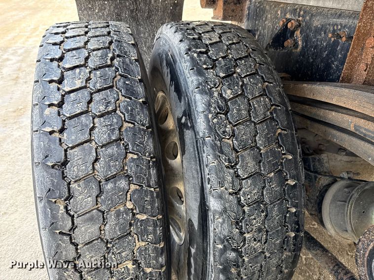 image for item ND9457 2015 Mack GU713 dump truck