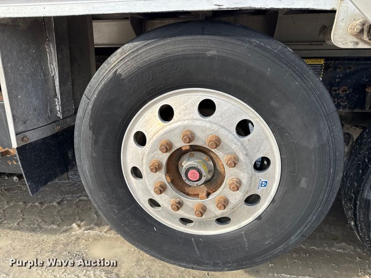 image for item ND9457 2015 Mack GU713 dump truck