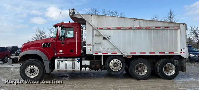 image for item ND9458 2015 Mack GU713 dump truck