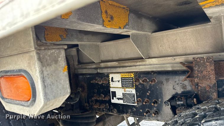 image for item ND9458 2015 Mack GU713 dump truck