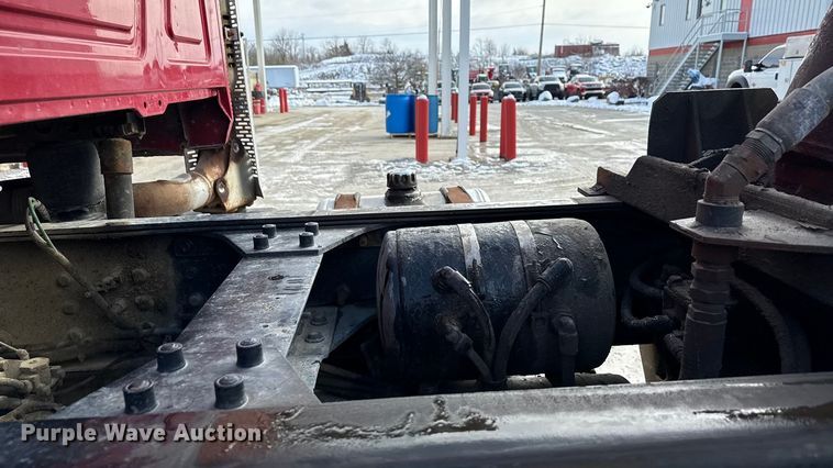 image for item ND9458 2015 Mack GU713 dump truck