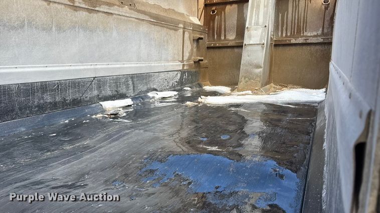 image for item ND9458 2015 Mack GU713 dump truck