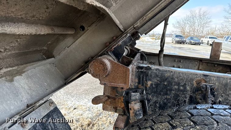 image for item ND9458 2015 Mack GU713 dump truck