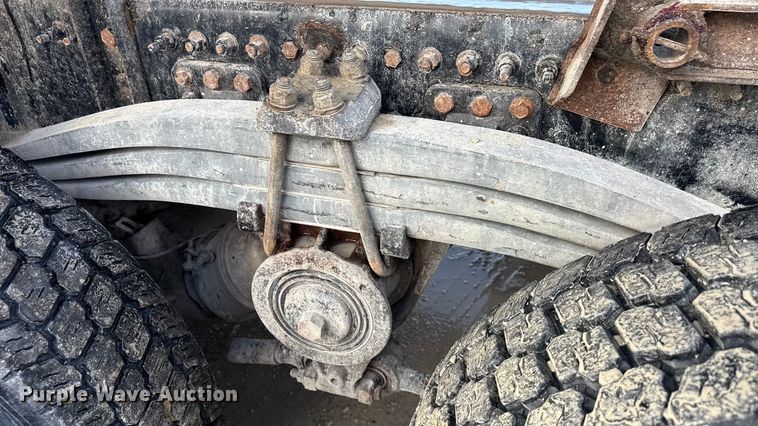 image for item ND9458 2015 Mack GU713 dump truck