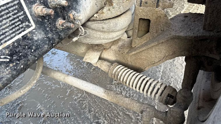 image for item ND9458 2015 Mack GU713 dump truck