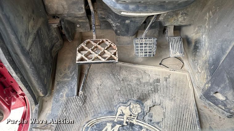 image for item ND9458 2015 Mack GU713 dump truck