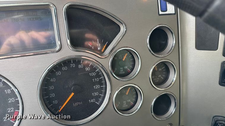 image for item ND9458 2015 Mack GU713 dump truck