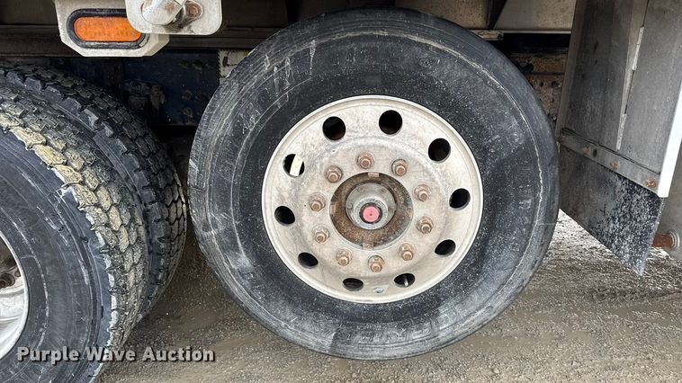 image for item ND9458 2015 Mack GU713 dump truck