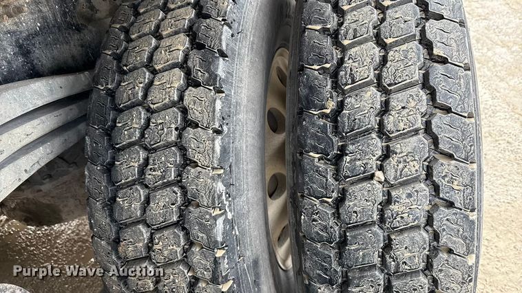 image for item ND9458 2015 Mack GU713 dump truck