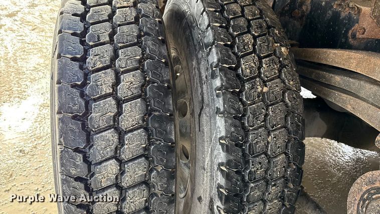 image for item ND9458 2015 Mack GU713 dump truck