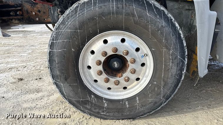 image for item ND9458 2015 Mack GU713 dump truck