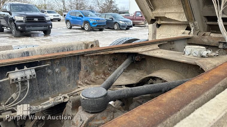 image for item ND9459 2015 Mack GU713 dump truck