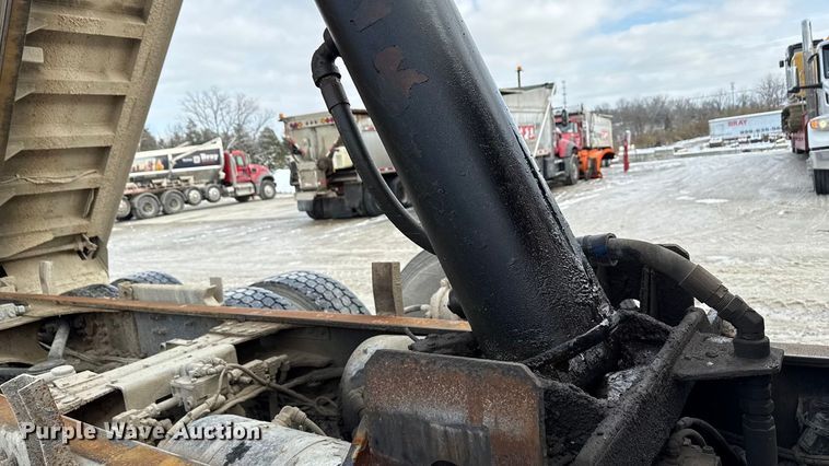 image for item ND9459 2015 Mack GU713 dump truck