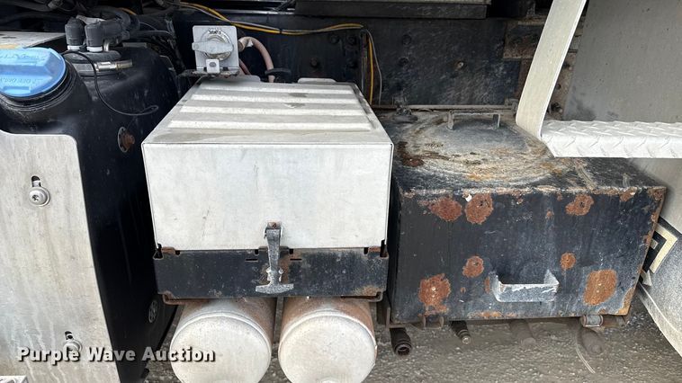 image for item ND9459 2015 Mack GU713 dump truck