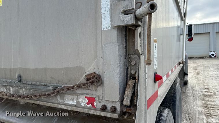 image for item ND9459 2015 Mack GU713 dump truck