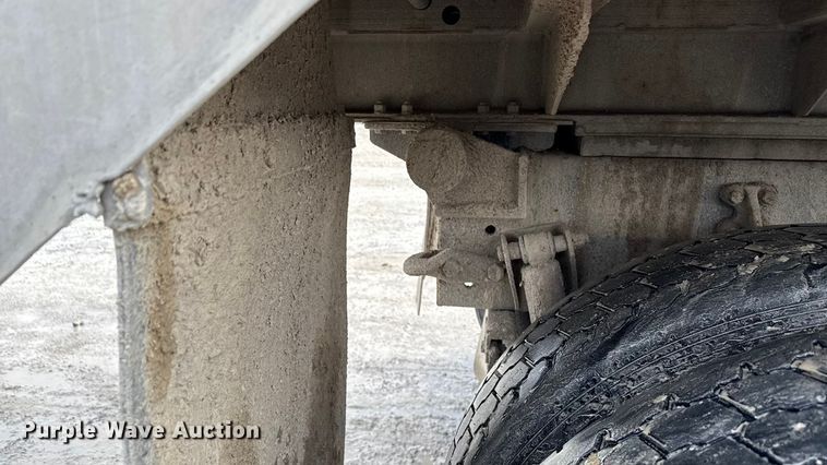 image for item ND9459 2015 Mack GU713 dump truck