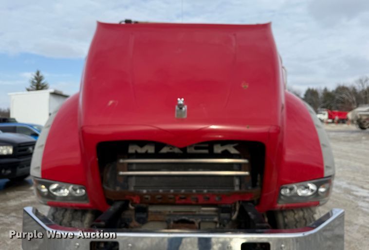 image for item ND9459 2015 Mack GU713 dump truck