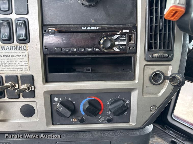 image for item ND9459 2015 Mack GU713 dump truck