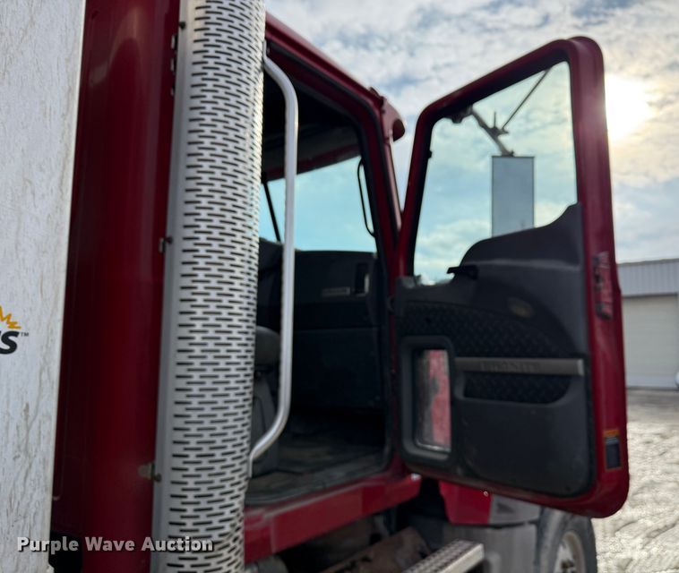 image for item ND9459 2015 Mack GU713 dump truck