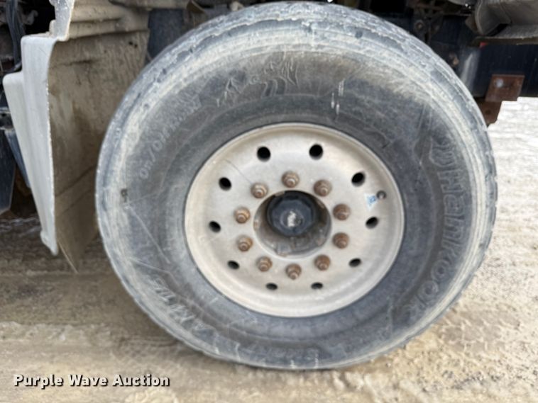 image for item ND9459 2015 Mack GU713 dump truck