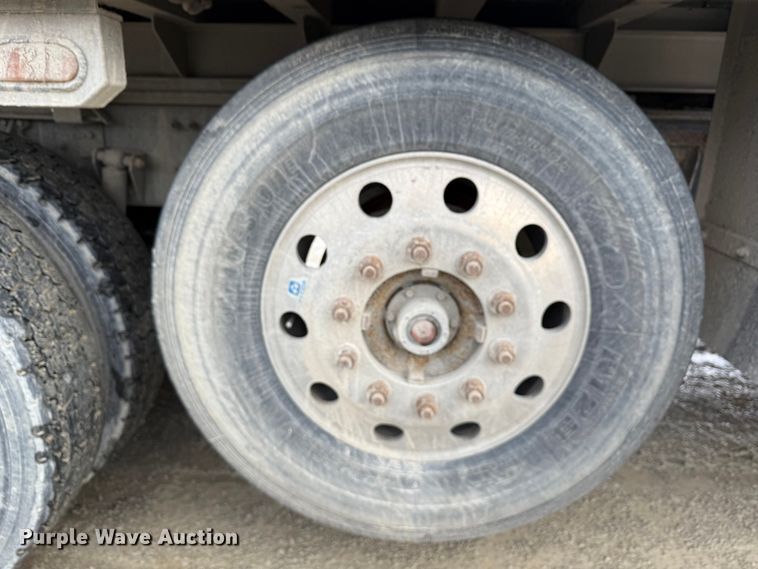 image for item ND9459 2015 Mack GU713 dump truck