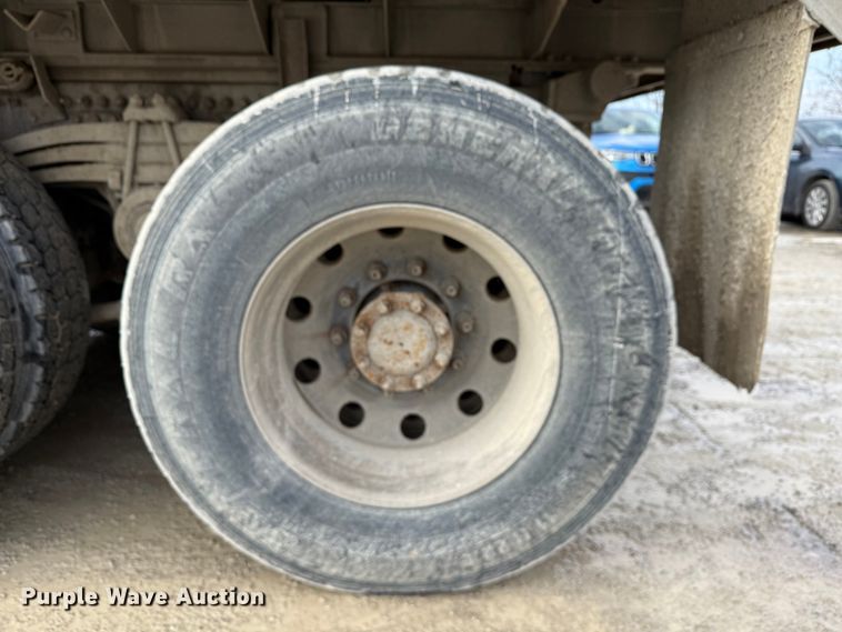 image for item ND9459 2015 Mack GU713 dump truck