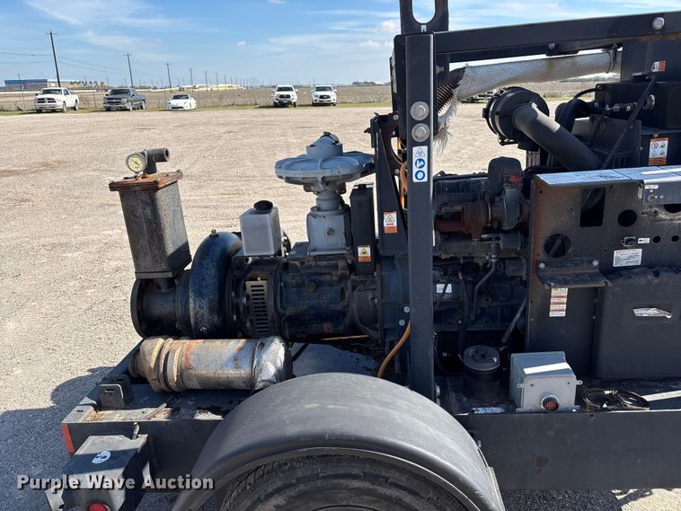 image for item NK9001 2018 MG31670B pump