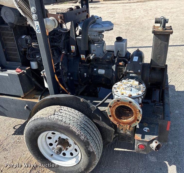 image for item NK9001 2018 MG31670B pump