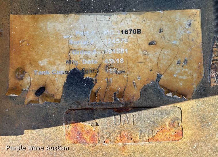 image for item NK9001 2018 MG31670B pump