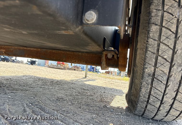 image for item NK9001 2018 MG31670B pump