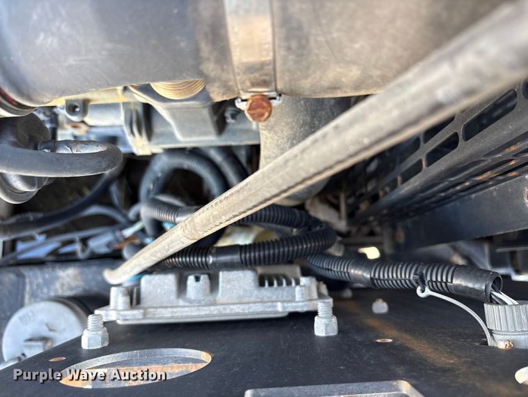 image for item NK9001 2018 MG31670B pump