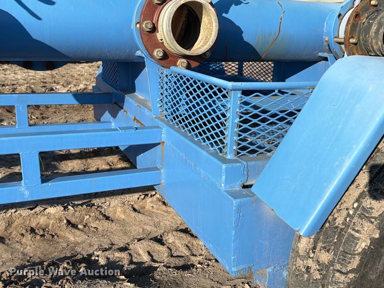 image for item NK9017 Frac manifold trailer