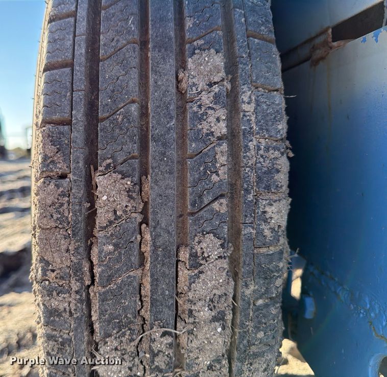 image for item NK9017 Frac manifold trailer