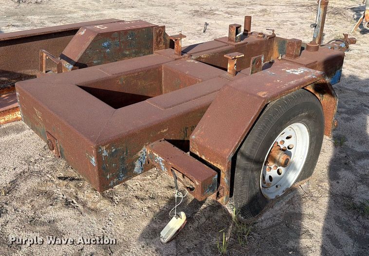 image for item NK9022 Utility trailer