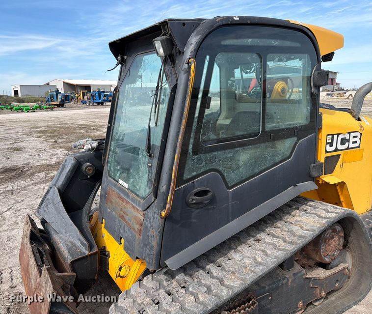 image for item NK9031 2017 JCB 3TS-8T tracked skid steer loader