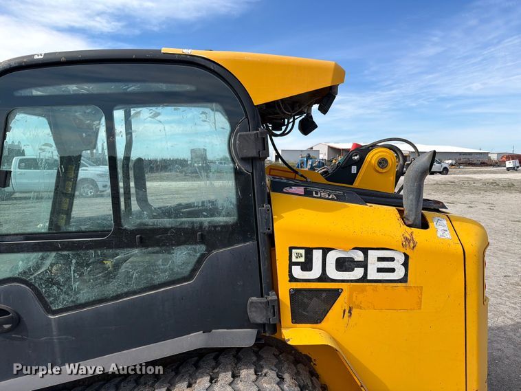 image for item NK9031 2017 JCB 3TS-8T tracked skid steer loader
