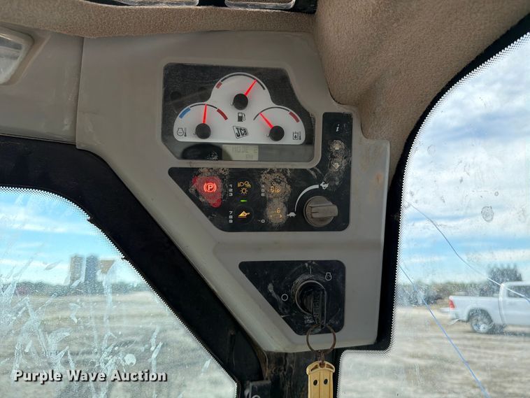 image for item NK9031 2017 JCB 3TS-8T tracked skid steer loader