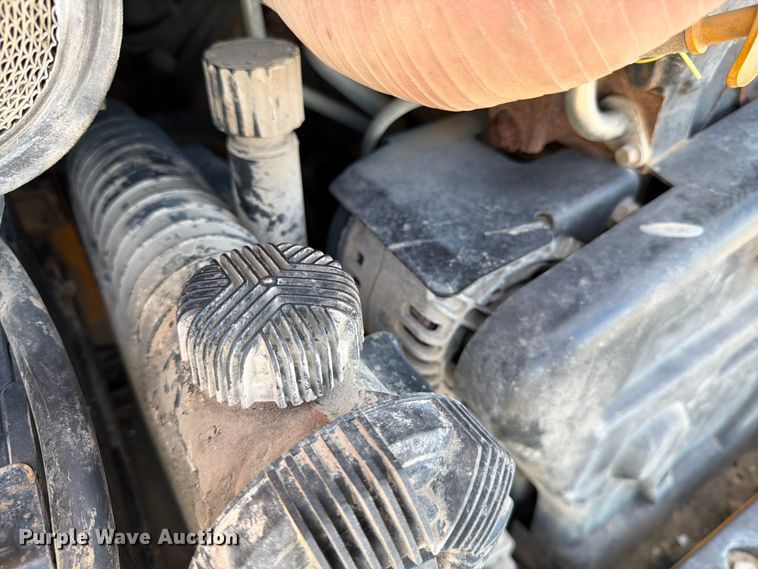 image for item NK9031 2017 JCB 3TS-8T tracked skid steer loader