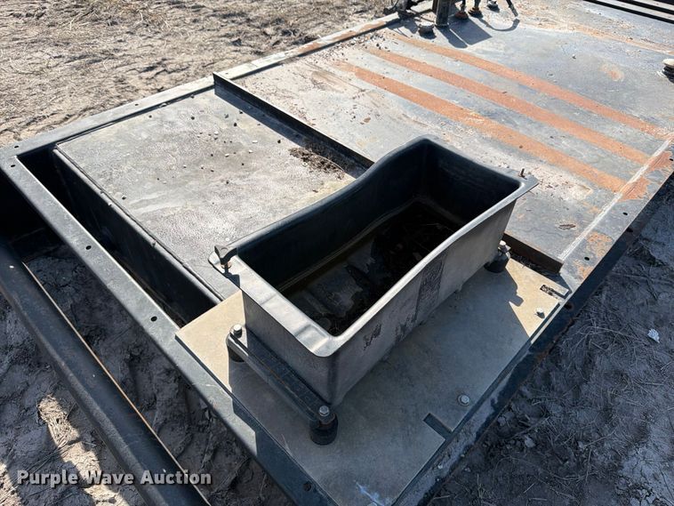 image for item NK9033 Skid fuel tank