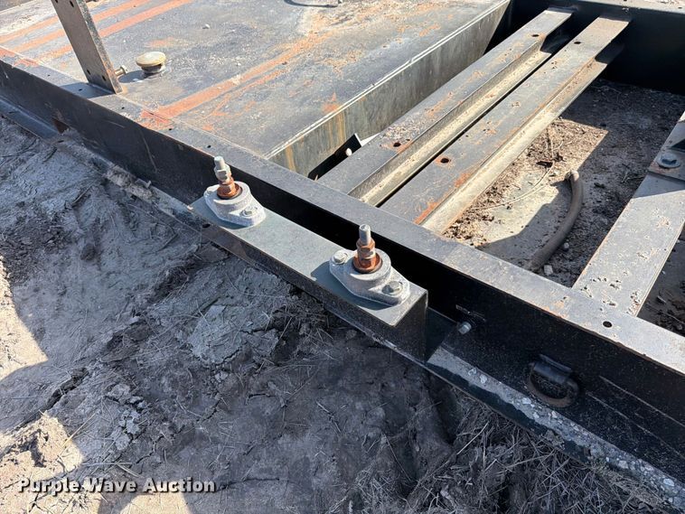 image for item NK9033 Skid fuel tank