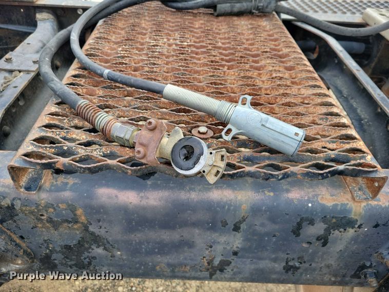 image for item NO9794 1988 International S1900 DTA semi truck