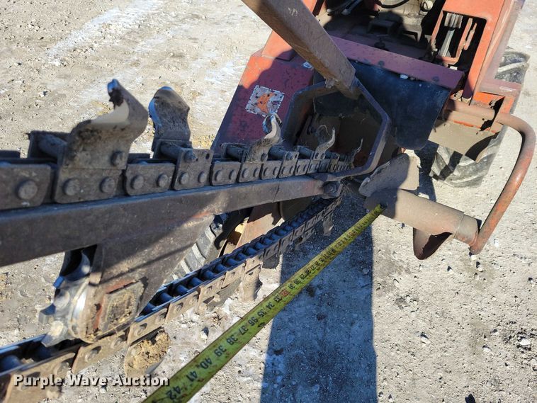 image for item NO9818 1983 Ditch Witch  1420 trencher